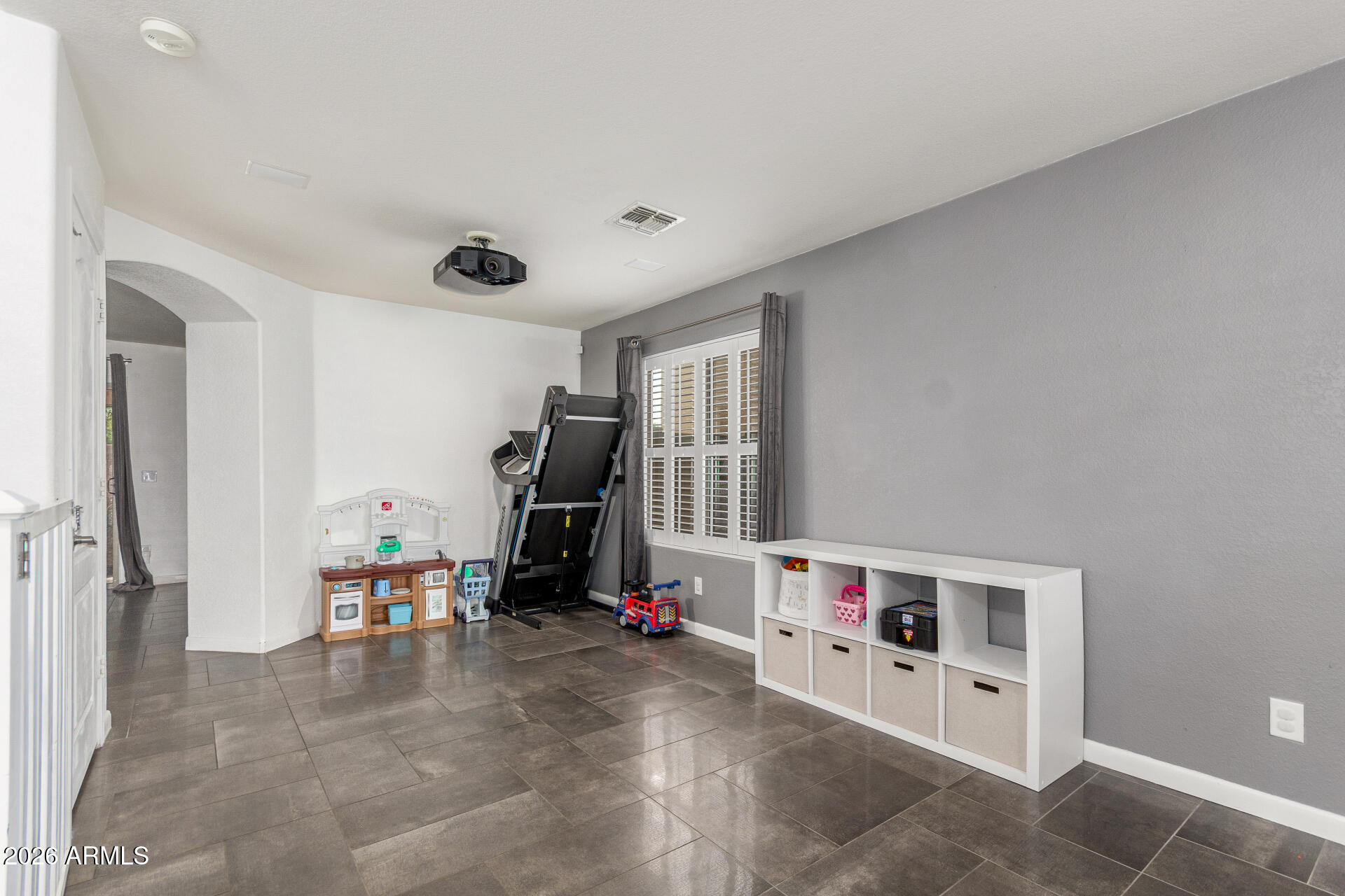 2435 West Via Dona Road Phoenix, AZ 85085 - Photo 5 of 41 5 Dona