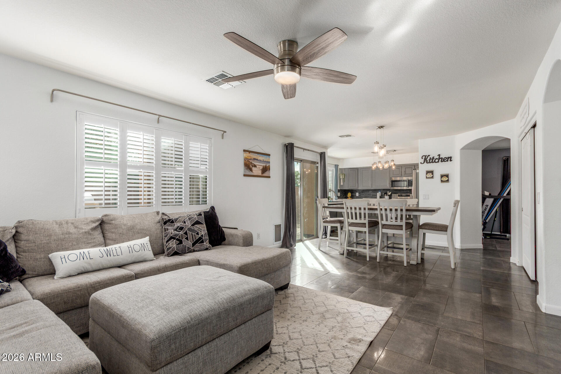 2435 West Via Dona Road Phoenix, AZ 85085 - Photo 10 of 41 10 Dona