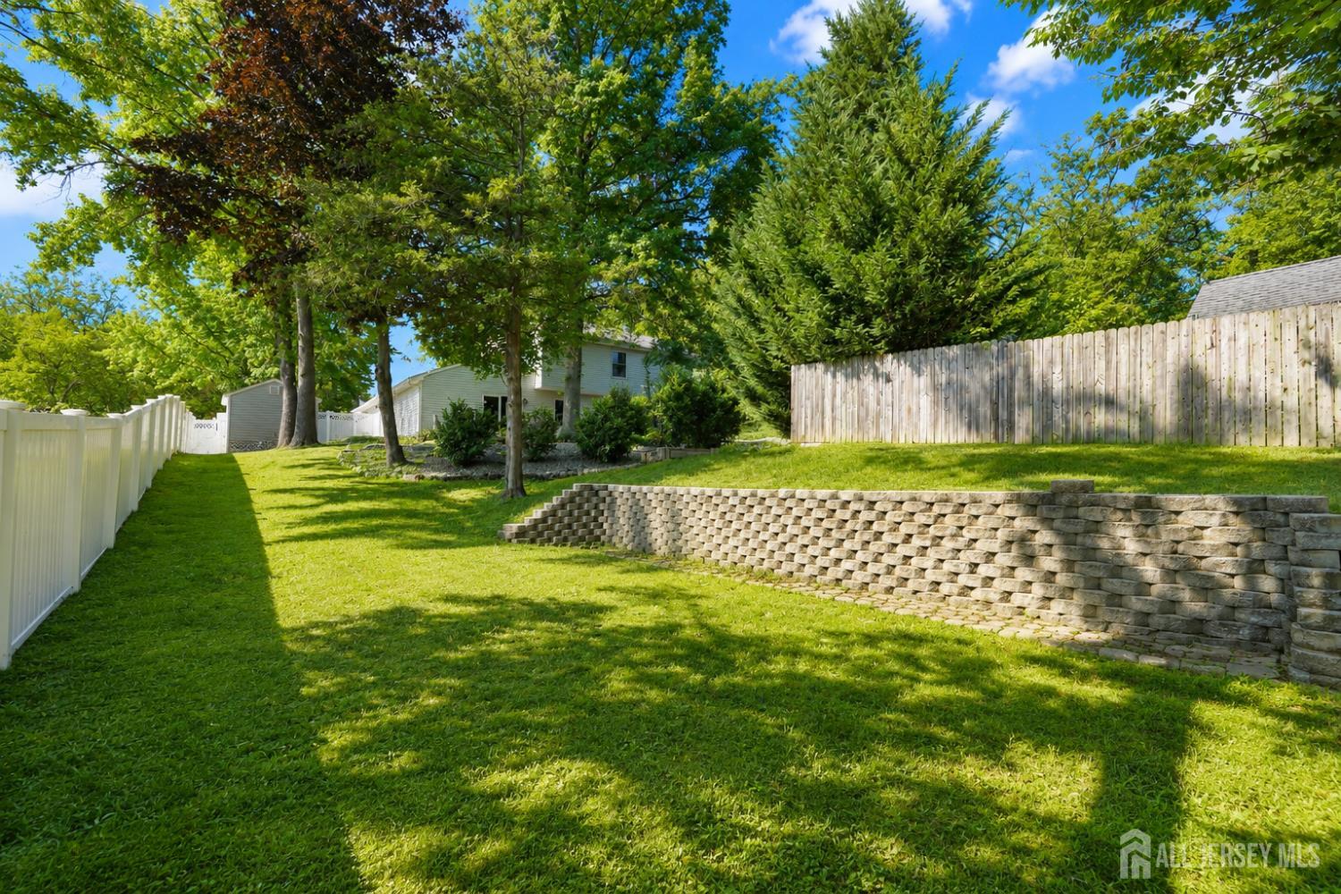 101 Fawn Drive Matawan, NJ 07747 - Photo 41 of 51
