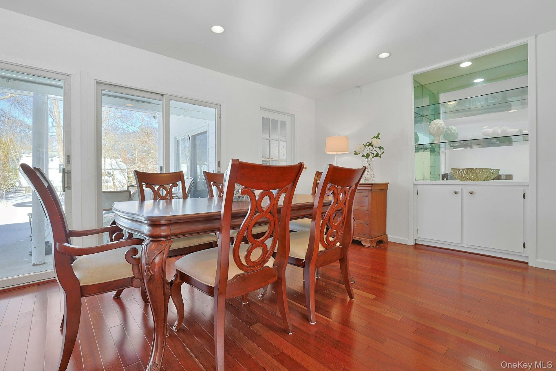 32 Lambert Lane New Rochelle, NY 10804 - Photo 7 of 27