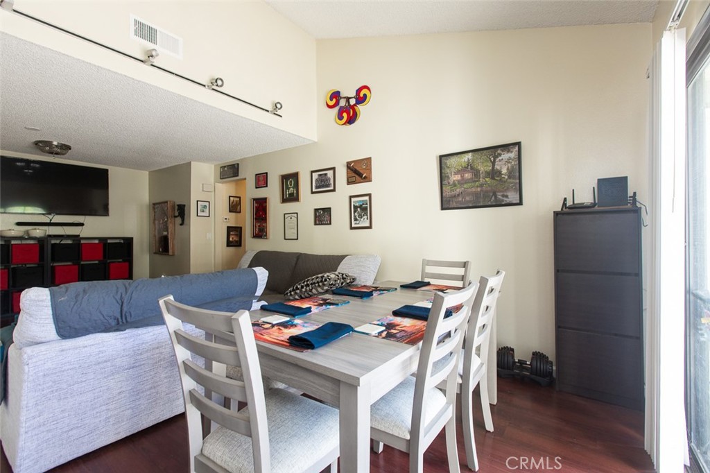 528 Derby Road San Dimas, CA 91773 - Photo 7 of 50