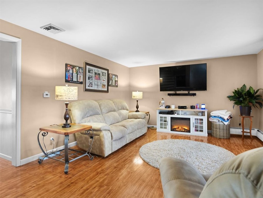 6630 Hill Road Sodus, NY 14551 - Photo 4 of 33