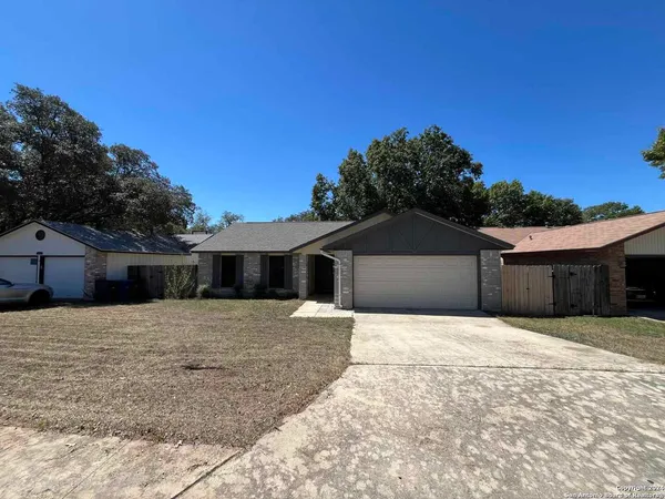 $1,695 | 5647 Timberhurst, San Antonio, TX 78250