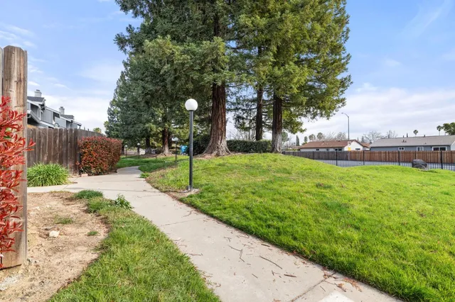 $330,000 | 7648 Lily Mar Lane, Antelope, CA 95843