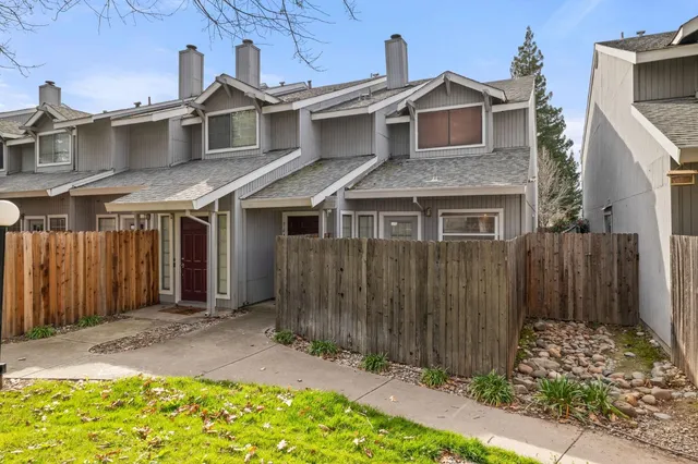 $330,000 | 7648 Lily Mar Lane, Antelope, CA 95843