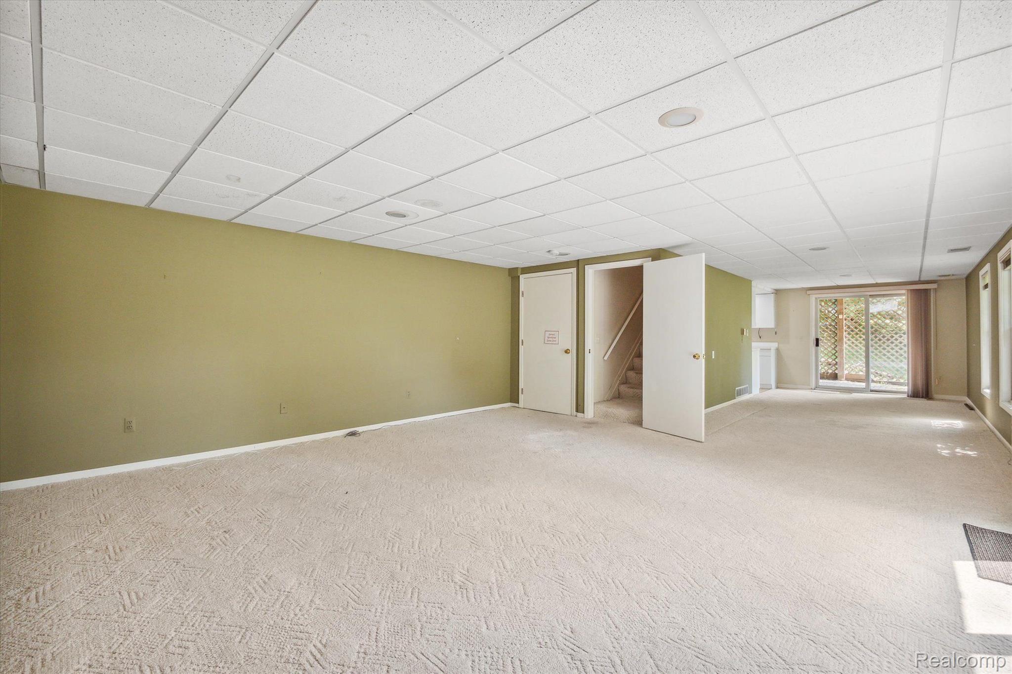 3267 Fairgrove Terrace Rochester, MI 48309 - Photo 36 of 54 Gallery Image 36