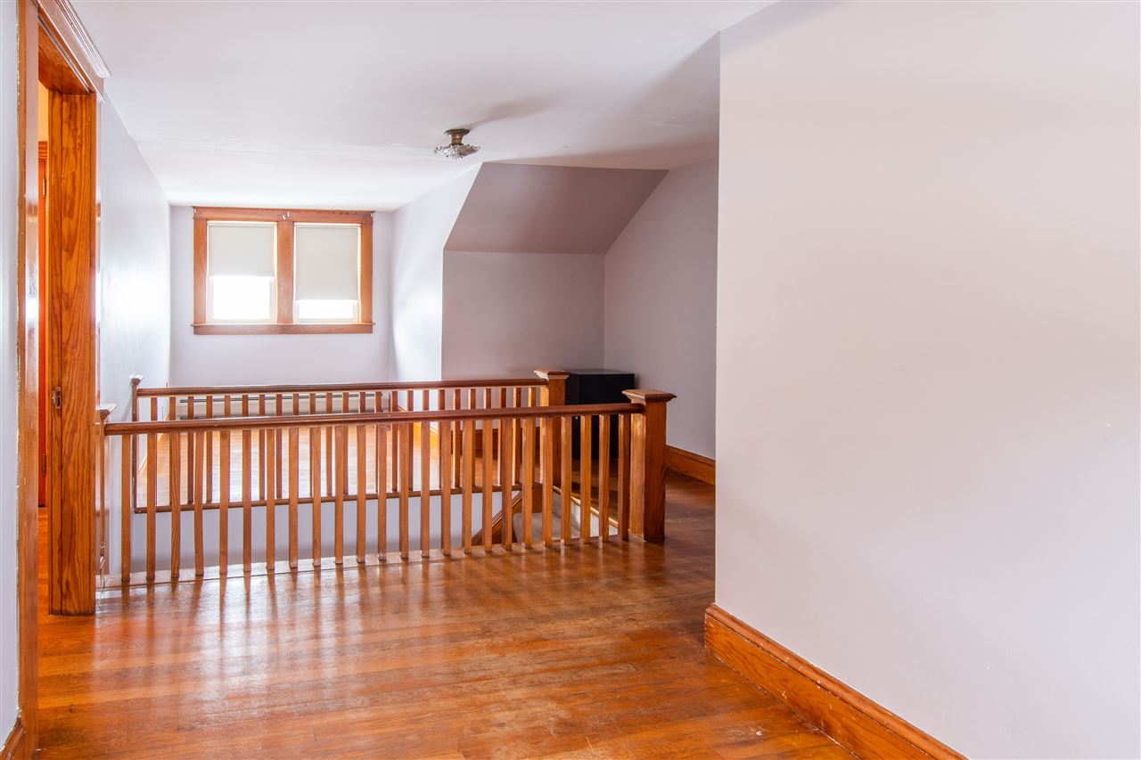 18 New Dunstable Road Nashua, NH 03060 - Photo 17 of 36