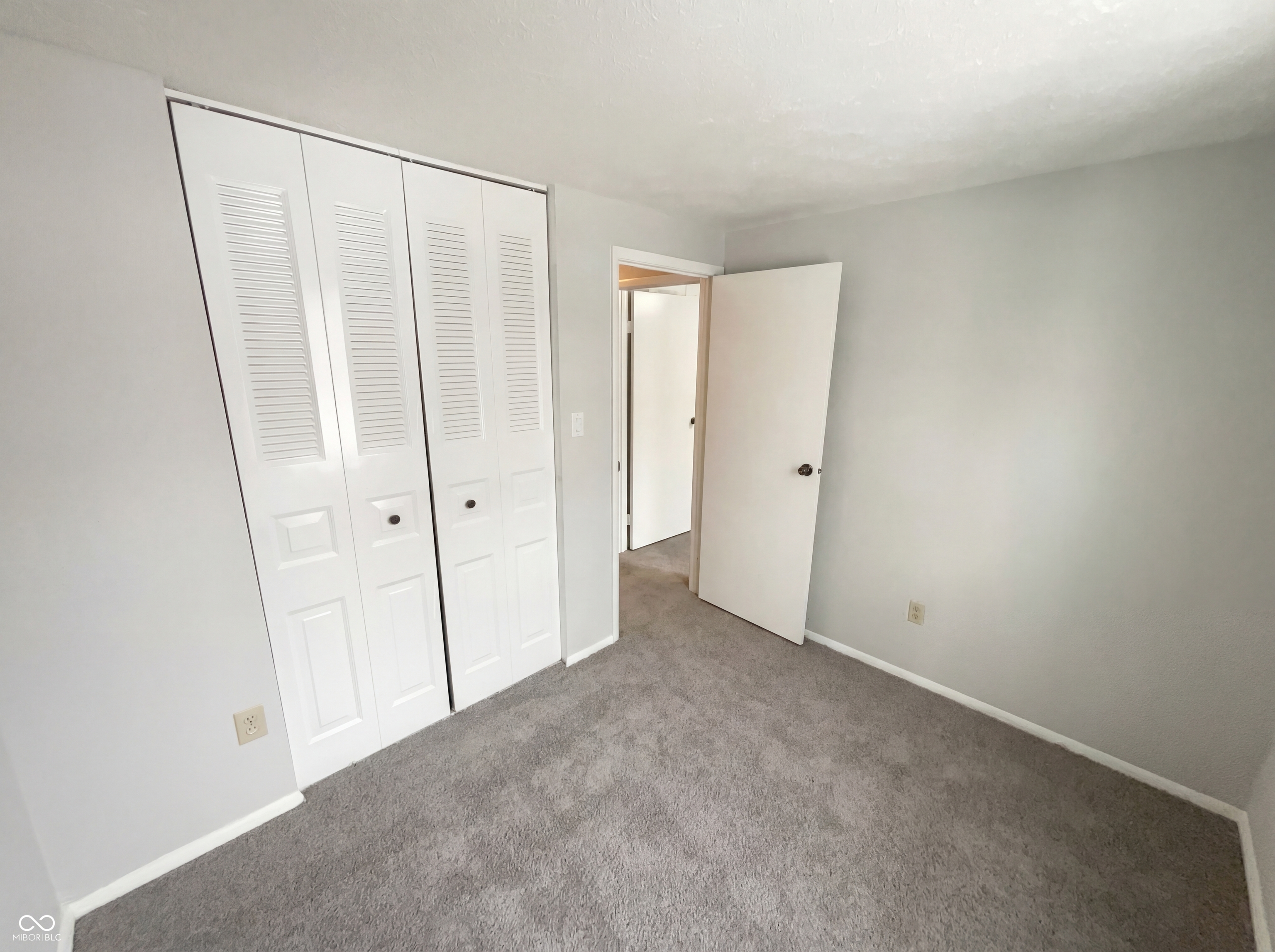 9473 Timber View Drive Indianapolis, IN 46250 - Photo 15 of 22