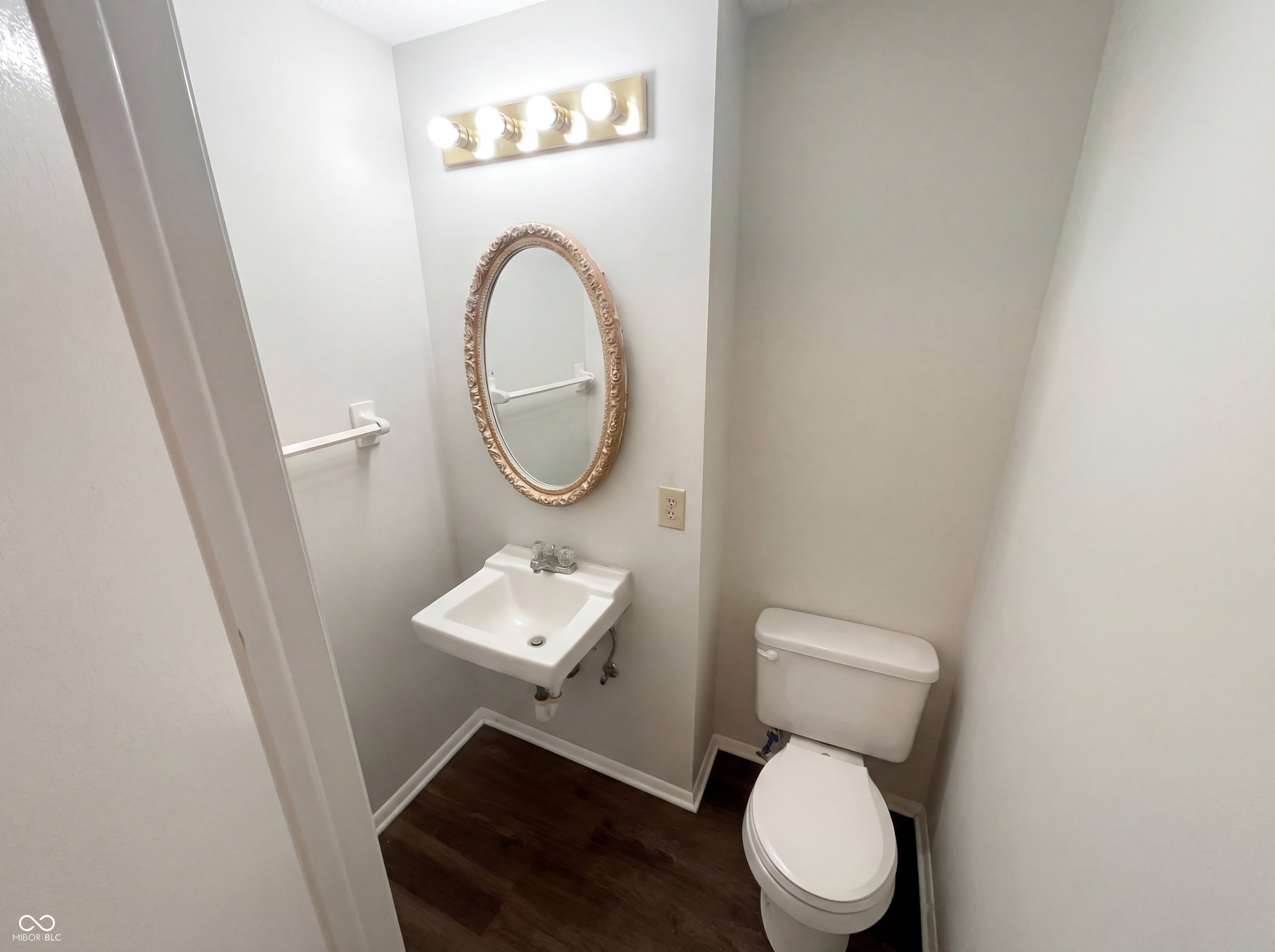 9473 Timber View Drive Indianapolis, IN 46250 - Photo 10 of 22