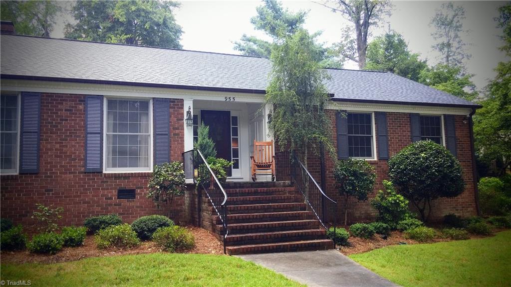 955 Nottingham Road High Point, NC 27262 - Photo 3 of 30 All I can say is "Welcome Home!"