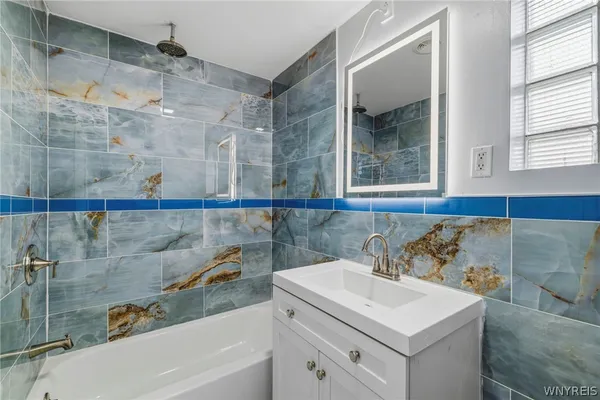 $264,900 | 6 Palos Place, Buffalo, NY 14215