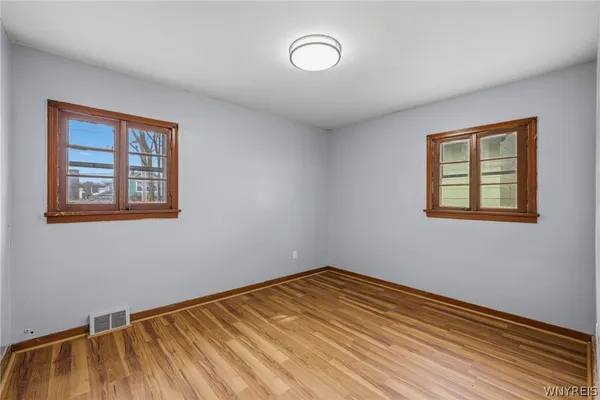 $264,900 | 6 Palos Place, Buffalo, NY 14215