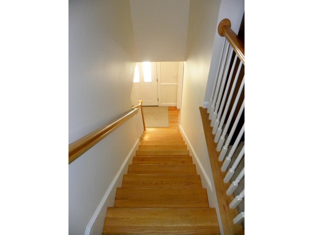 48 Goodhue Road Derry, NH 03038 - Photo 22 of 35