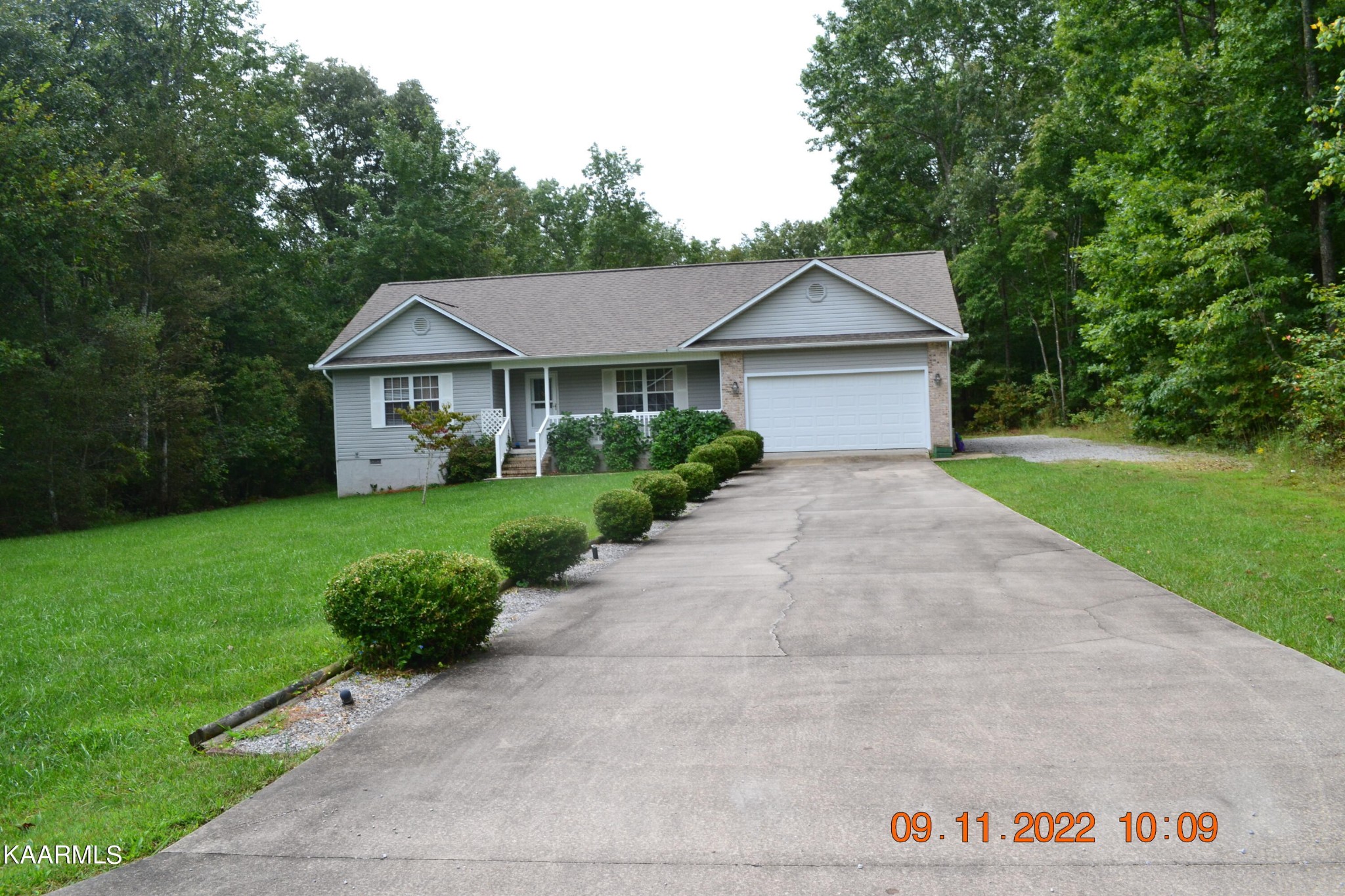 4032 Sioux Road Crossville, TN 38572 - Photo 3 of 32 Gallery Image 3