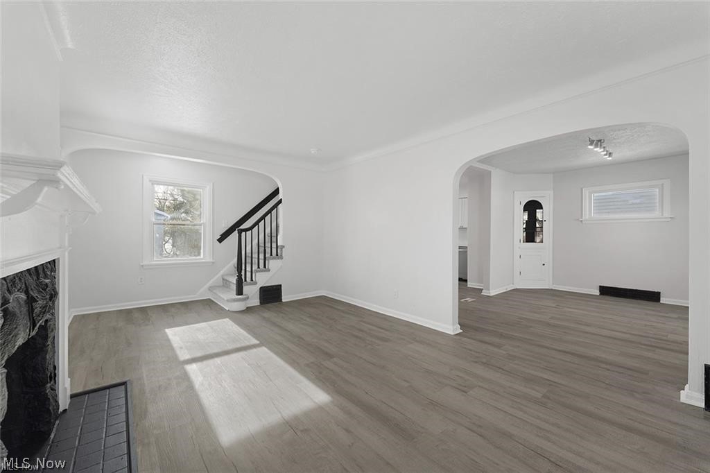 3406 Henderson Road Cleveland, OH 44112 - Photo 5 of 34