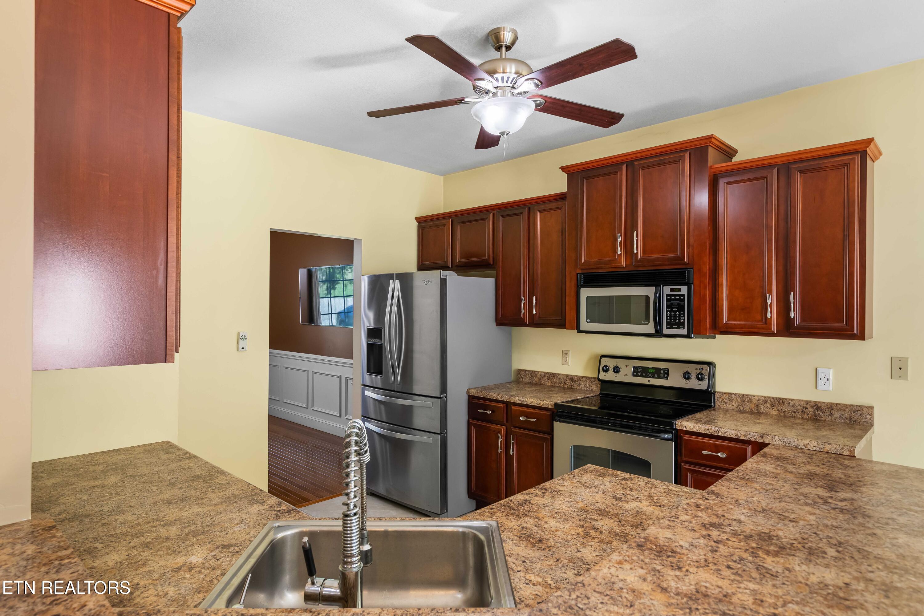 8127 Campbells Point Road Corryton, TN 37721 - Photo 15 of 60 030A9514