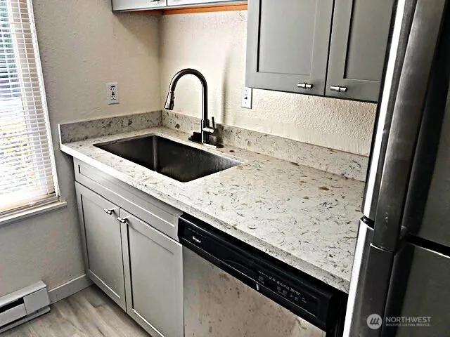 a close view of sink and tap