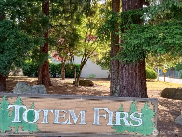 a sign that is on the side of the road