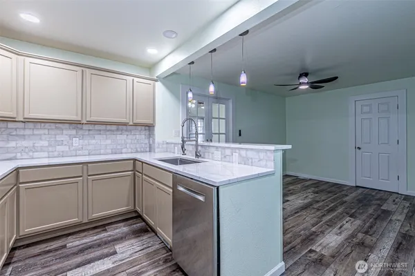 $550,000 | 6225 South Puget Sound Avenue, Tacoma, WA 98409