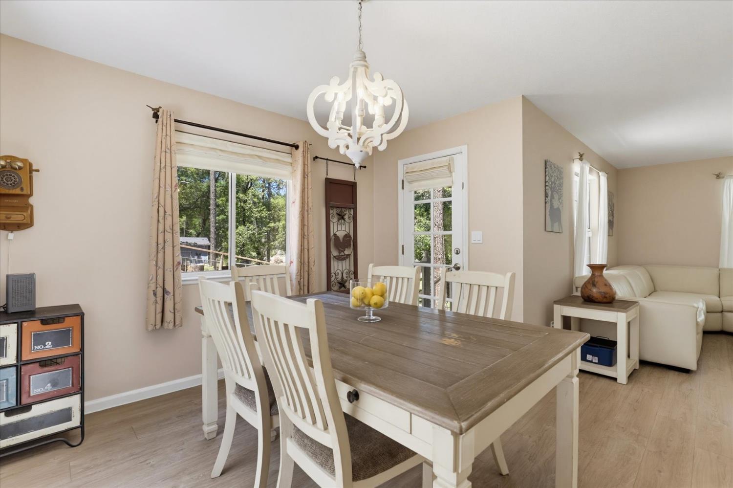 19407 Tiger Tail Road Grass Valley, CA 95949 - Photo 10 of 93