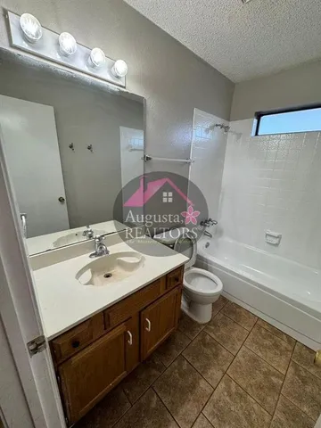 $2,075 | 12 Buttercup Drive, Abilene, TX 79606