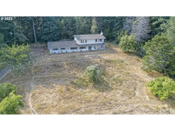 $1,149,000 | 87641 East Beach Loop Lane, Bandon, OR 97411