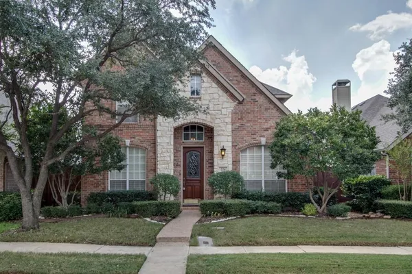 $2,895 | 224 Heatherwood Drive, Irving, TX 75063