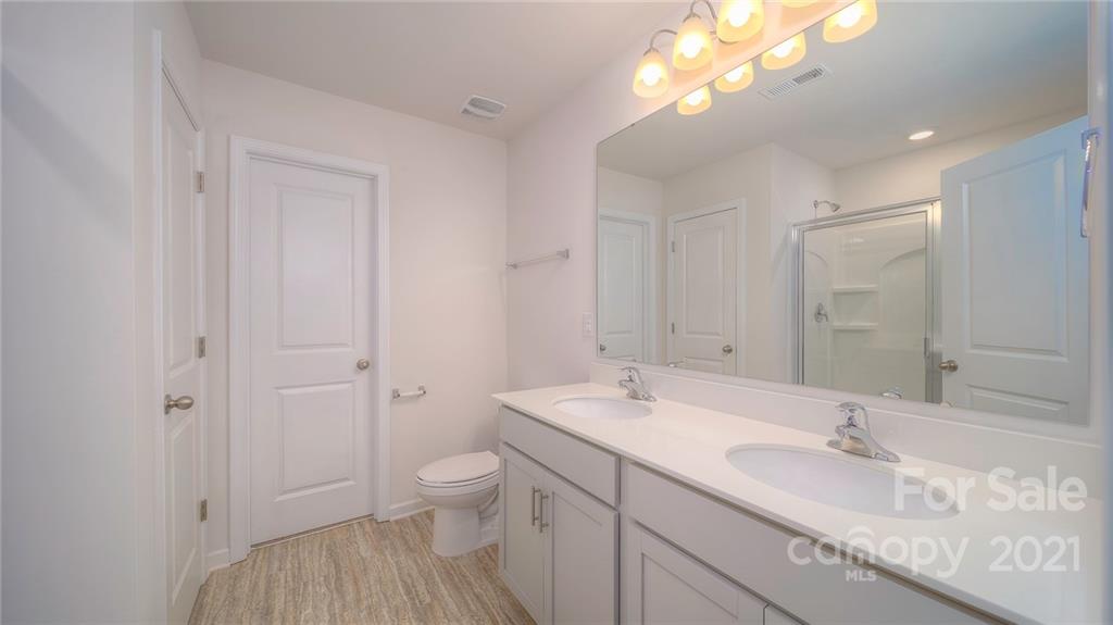 335 Oak Br Road, Unit 15 Arden, NC 28704 - Photo 17 of 25 Gallery Image 17