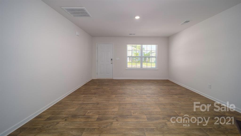 335 Oak Br Road, Unit 15 Arden, NC 28704 - Photo 4 of 25 Gallery Image 4