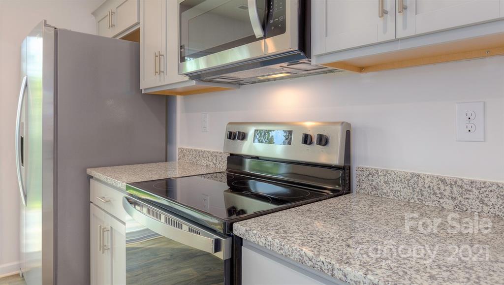 335 Oak Br Road, Unit 15 Arden, NC 28704 - Photo 8 of 25 Gallery Image 8
