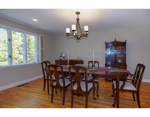 7 Castle Road Lexington, MA 02420 - Photo 7 of 31