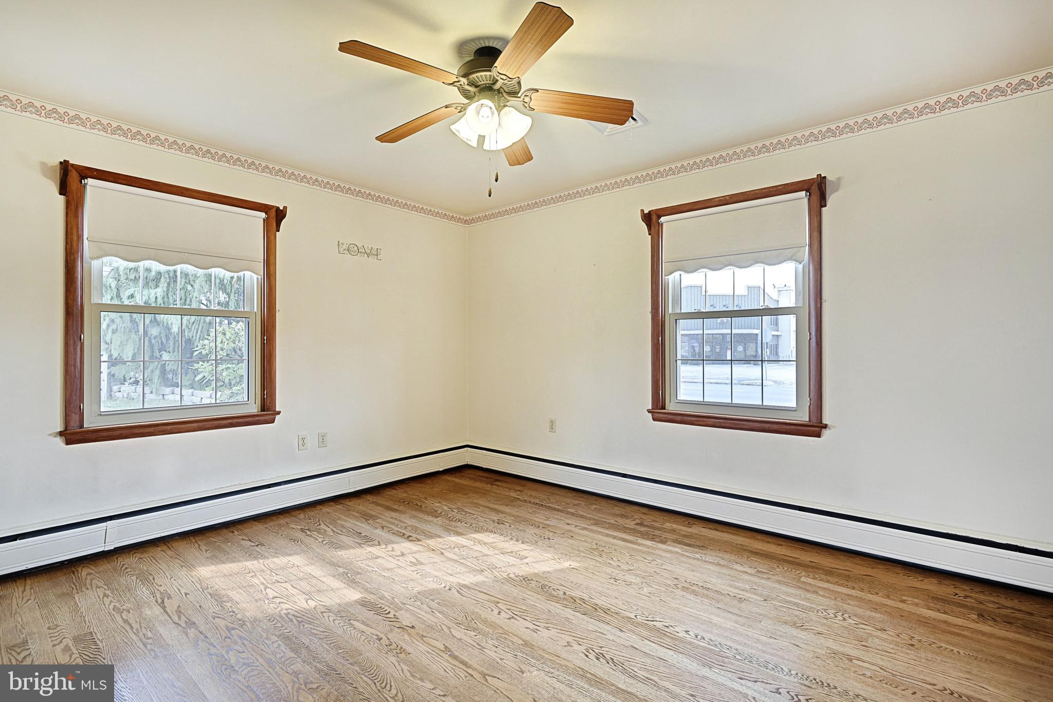 236 North Main Street Spring Grove, PA 17362 - Photo 19 of 33