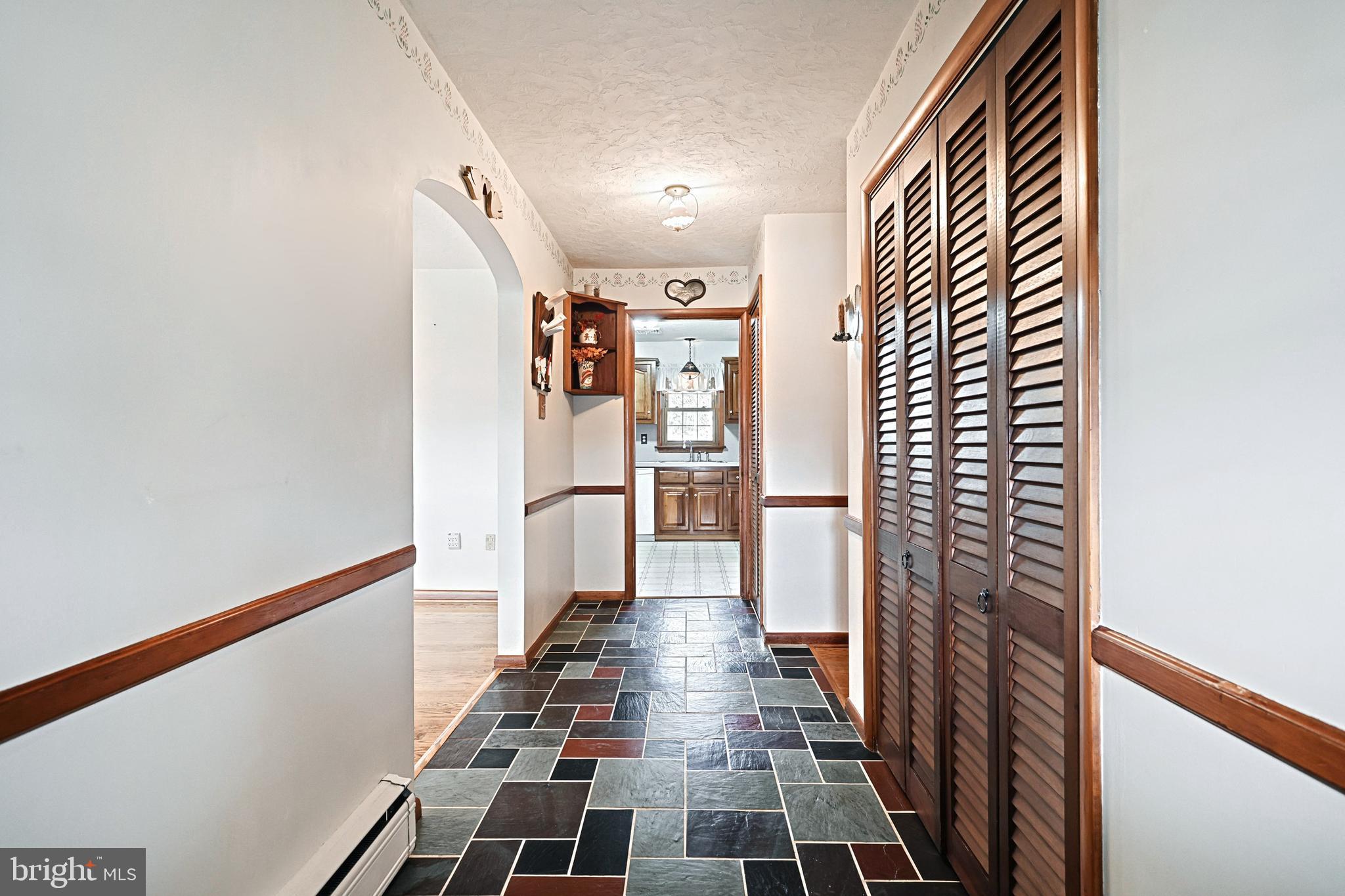 236 North Main Street Spring Grove, PA 17362 - Photo 4 of 33