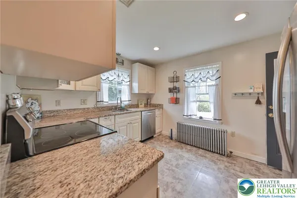 $369,900 | 3311 Lehigh Street, Whitehall, PA 18052