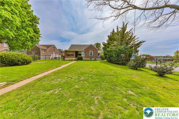 $369,900 | 3311 Lehigh Street, Whitehall, PA 18052