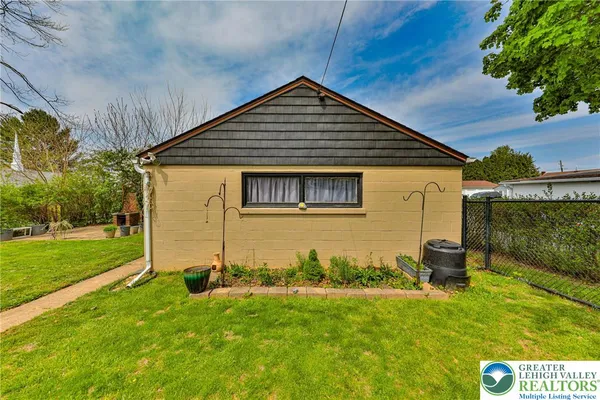 $369,900 | 3311 Lehigh Street, Whitehall, PA 18052