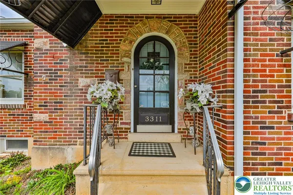 $369,900 | 3311 Lehigh Street, Whitehall, PA 18052