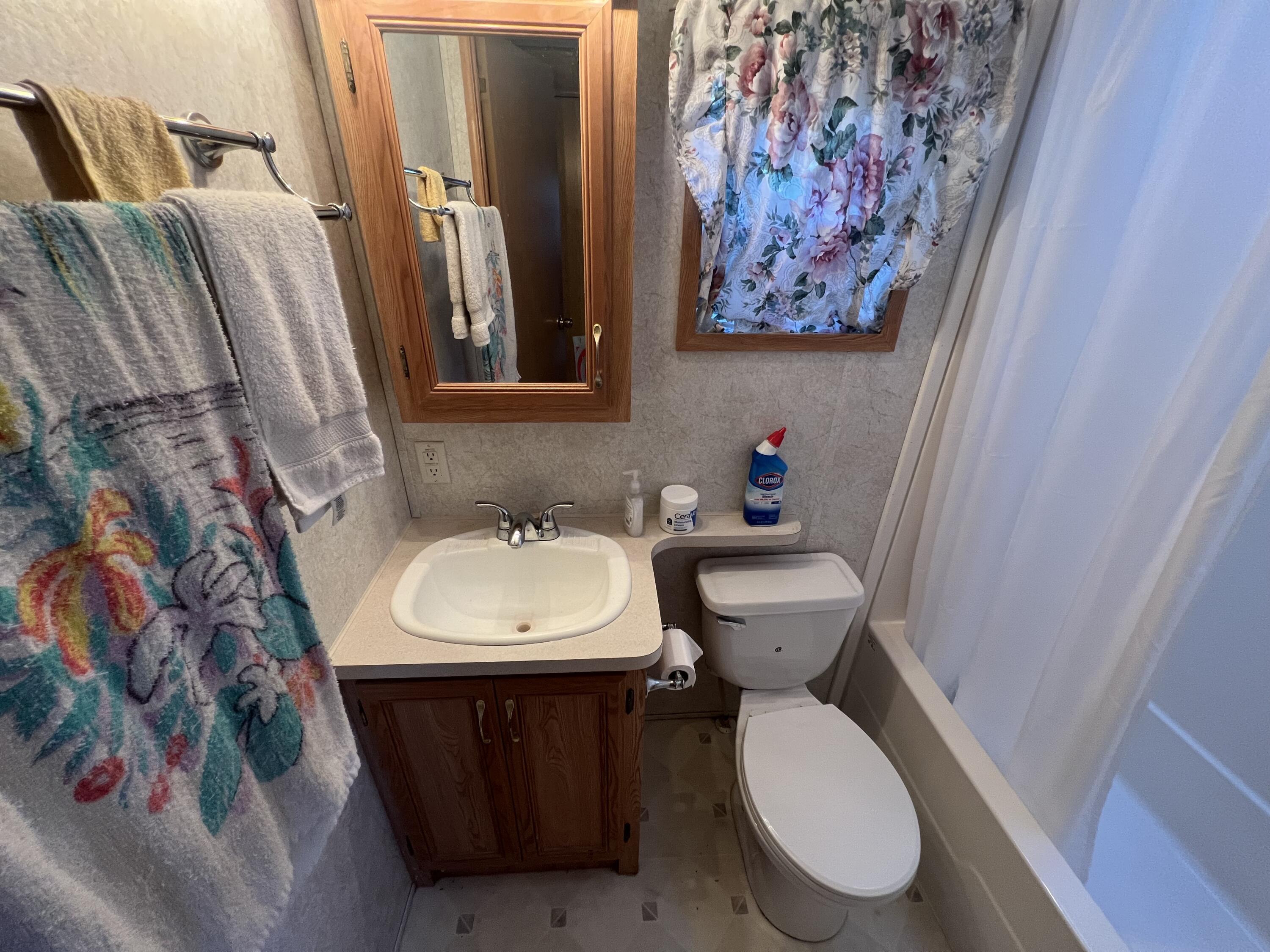 705 Portland Road, Unit 127 Saco, ME 04072 - Photo 16 of 19 IMG_9487