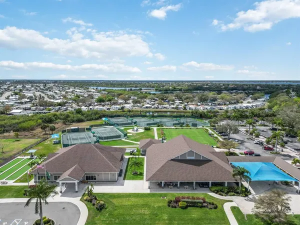 $3,195 | 4604 Club Drive, Unit B202, Port Charlotte, FL 33953