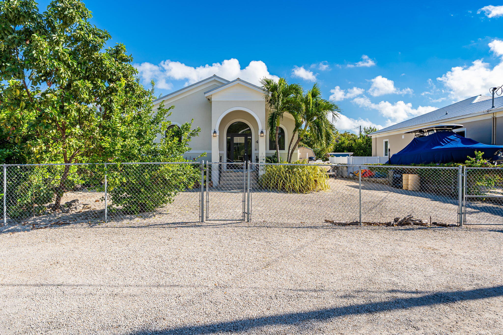 432 4th Road Key Largo, FL 33037 - Photo 6 of 50 1-web-or-mls-432-4Rd-7