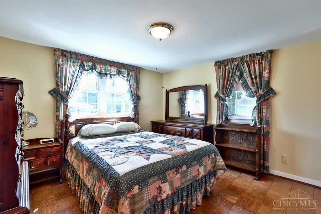 3840 Poole Road Cincinnati, OH 45251 - Photo 18 of 48 Gallery Image 18