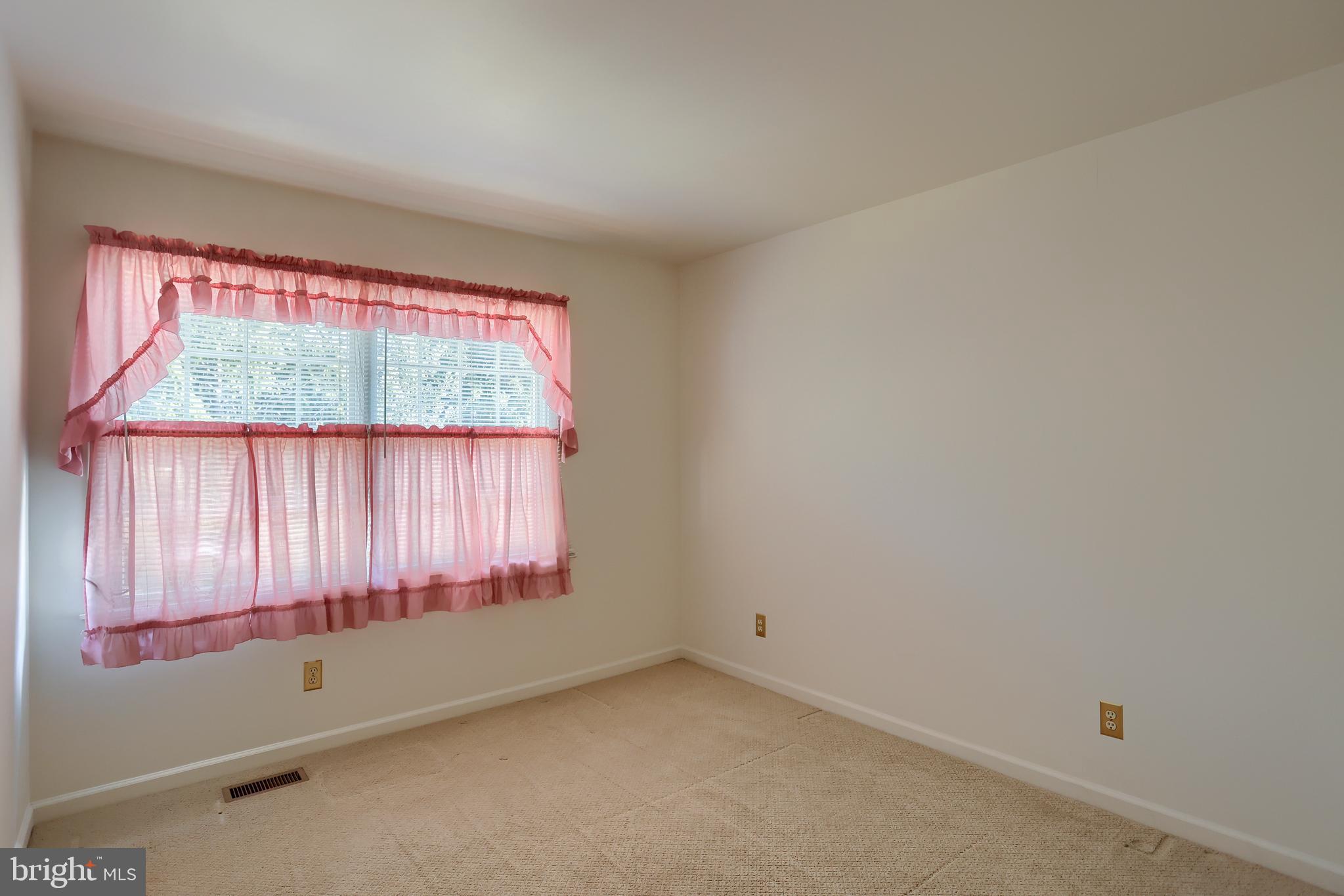 382 Wilson Avenue Hanover, PA 17331 - Photo 36 of 53 Gallery Image 36