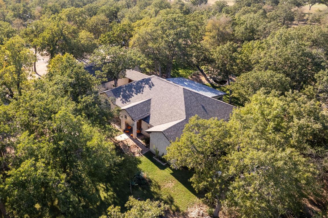 346 The Oaks Boulevard Elgin, TX 78621 - Photo 35 of 39 an aerial view of a house with a yard