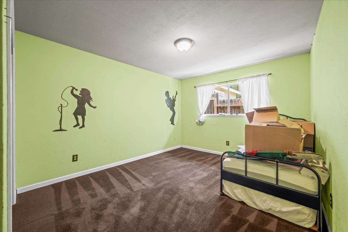 6929 Lisa Marie Way Carmichael, CA 95608 - Photo 24 of 50
