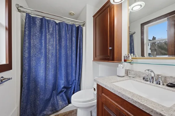 $524,900 | 128 Derby Street, Worcester, MA 01604