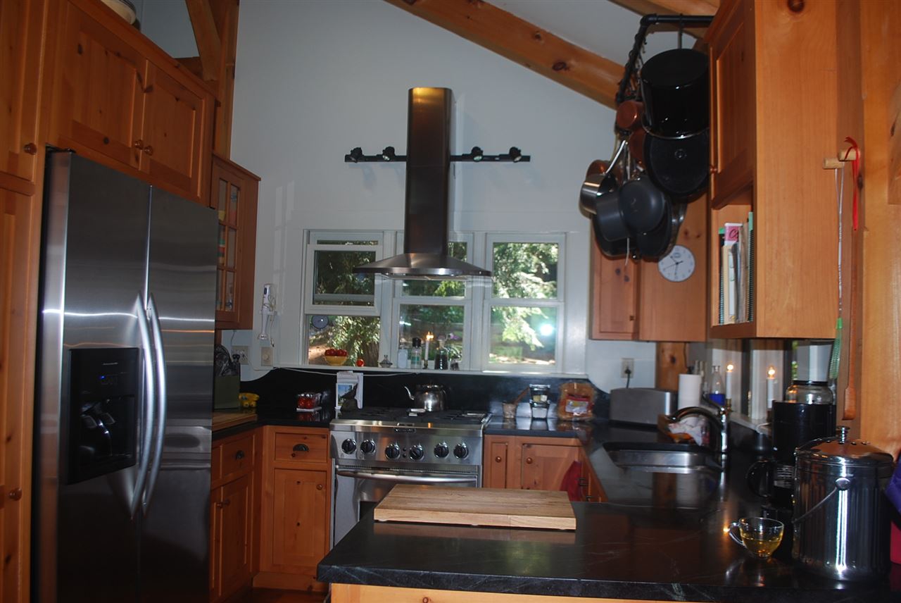 258 Reservoir Road Deering, NH 03244 - Photo 9 of 40 Gallery Image 9