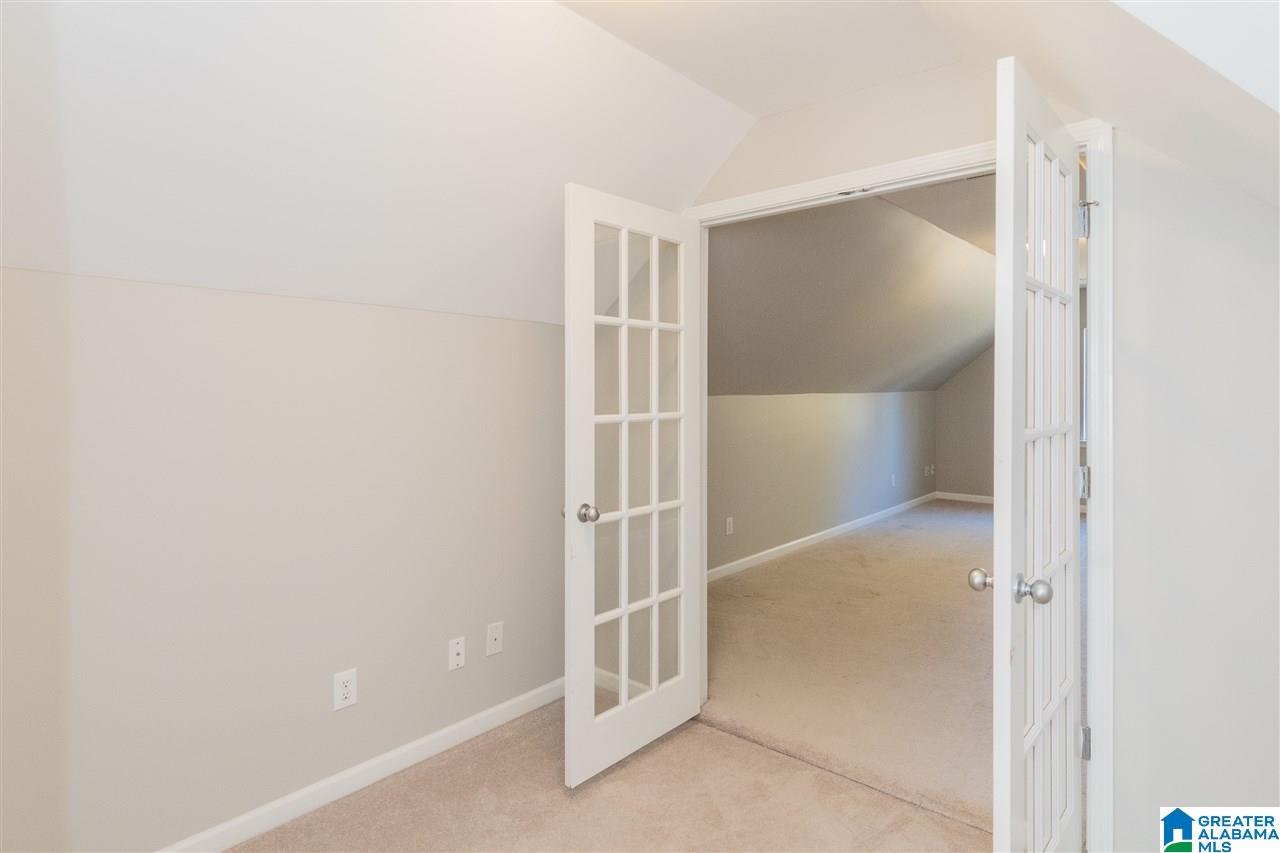 135 Silverstone Lane Alabaster, AL 35007 - Photo 12 of 50