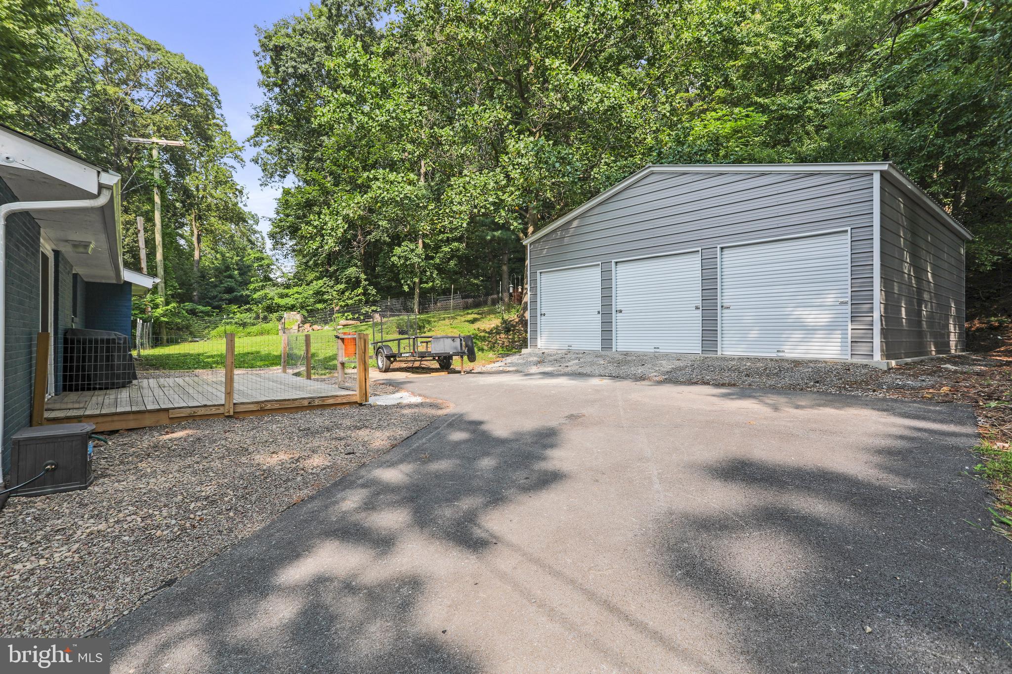 14121 Ritchie Road Cascade, MD 21719 - Photo 34 of 56 Detached Garage