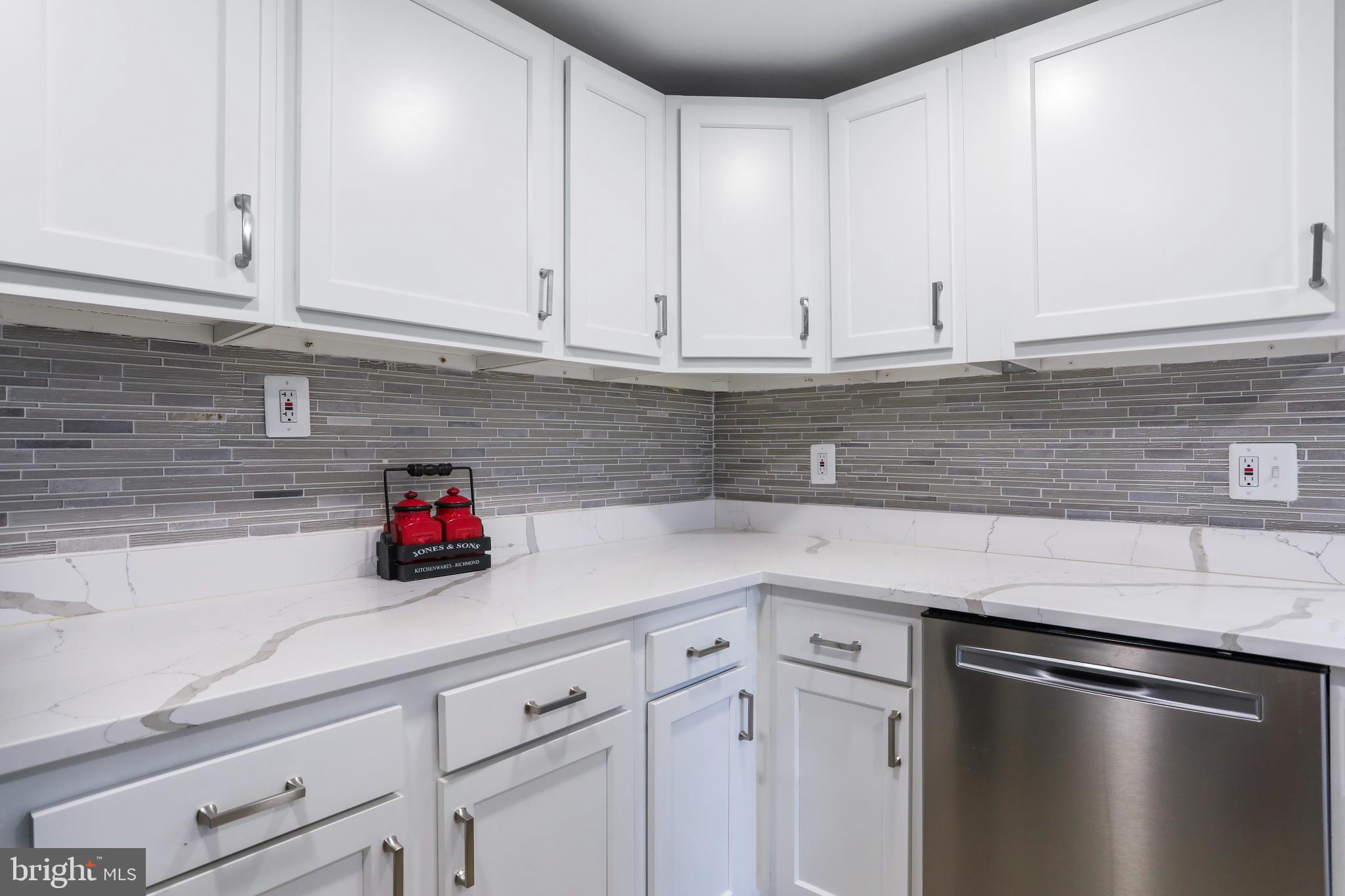 14121 Ritchie Road Cascade, MD 21719 - Photo 7 of 56 Kitchen