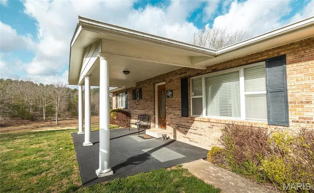 $1,095,000 | 64 New Home Road, Salem, MO 65560